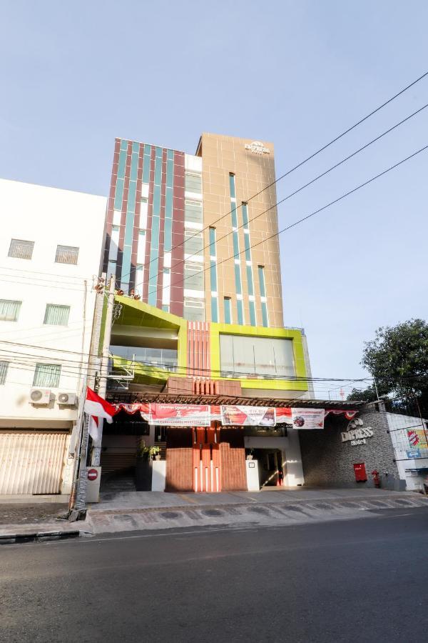 Hotel Empress Makassar Exterior foto