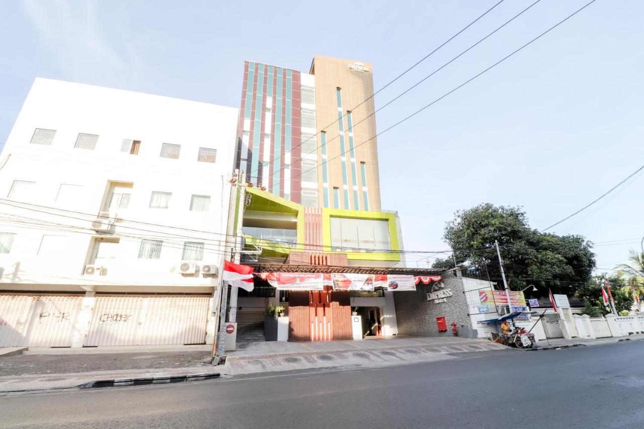 Hotel Empress Makassar Exterior foto